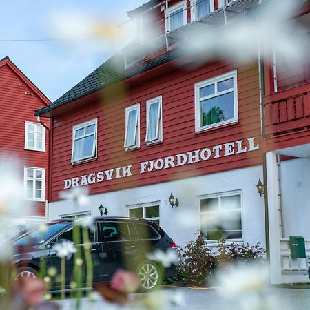 Dragsvik Fjordhotel (Adults Only) บาเลสตรันด์ ภายนอก รูปภาพ
