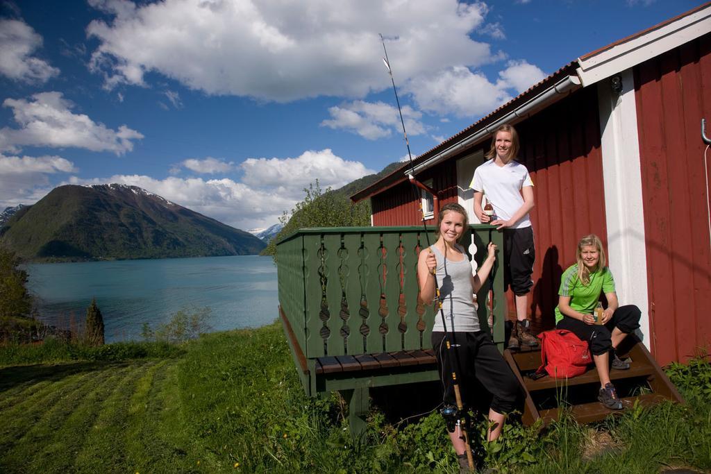 Dragsvik Fjordhotel (Adults Only) บาเลสตรันด์ ภายนอก รูปภาพ