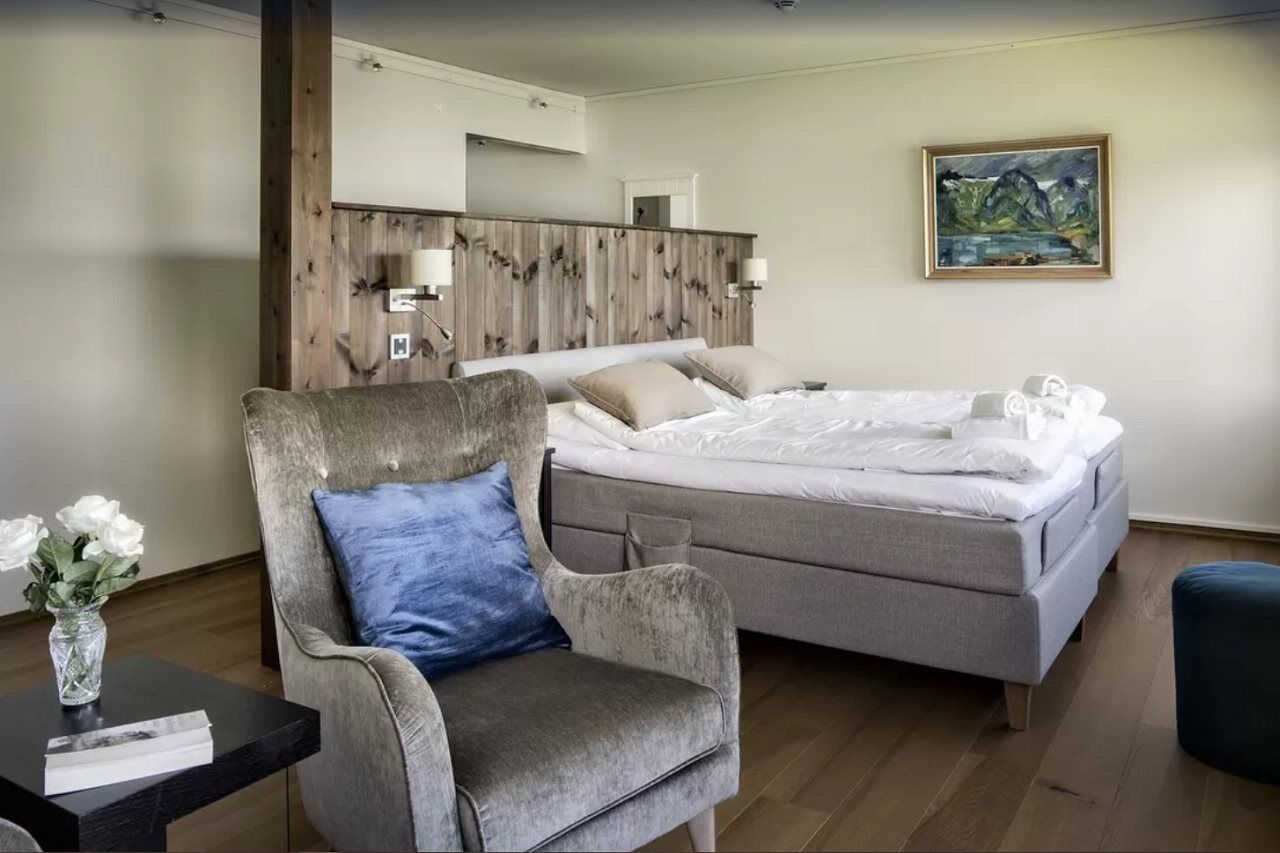 Dragsvik Fjordhotel (Adults Only) บาเลสตรันด์ ภายนอก รูปภาพ